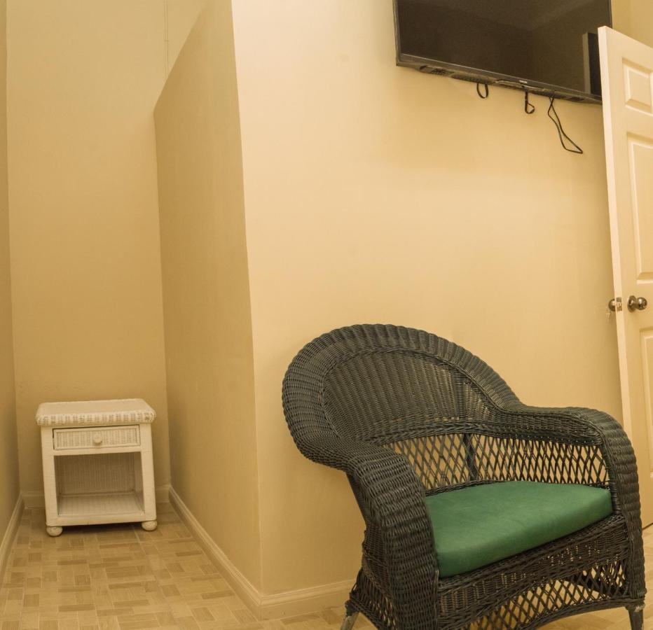 بريدج تاون Mariner Motel المظهر الخارجي الصورة